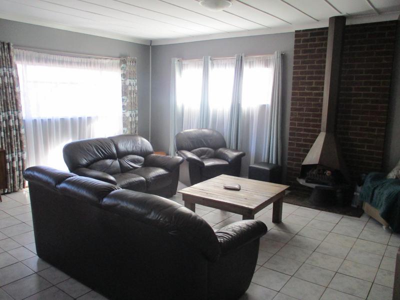 5 Bedroom Property for Sale in Uitsig Free State